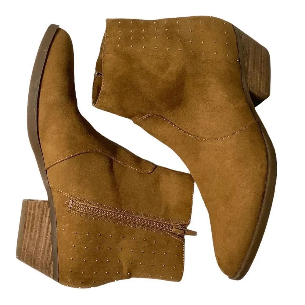 GUESS Verity Chunky Heel Brown 9.5 Women /Booties
